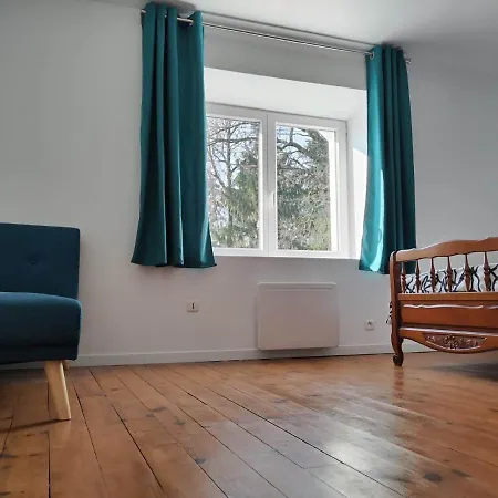 Le Logis Du Bourgneuf Charmante Petite Maison Casa de Férias Le Bourgneuf-la-Foret