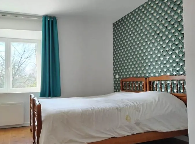 Le Logis Du Bourgneuf Charmante Petite Maison Le Bourgneuf-la-Foret